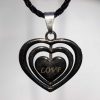 Ogrlica Trojni srček črn s kristali Swarovski® Peridot Avgust - Image 3