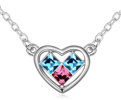 Ogrlica Geometrični srček  s kristali Swarovski® multi