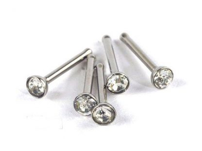 Pearcing za v nos s kristali bel