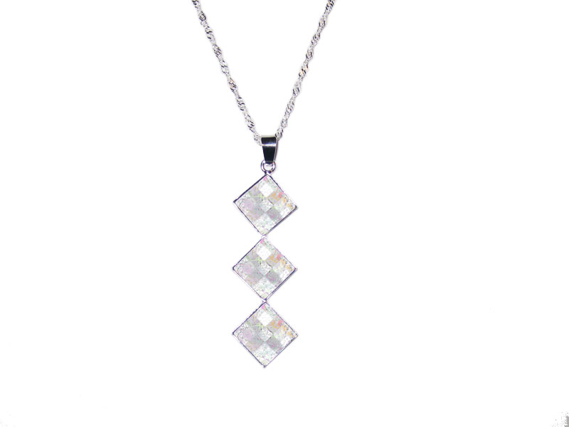 Ogrlica s tremi kvadratnimi kristali Swarovski® - Bela patina